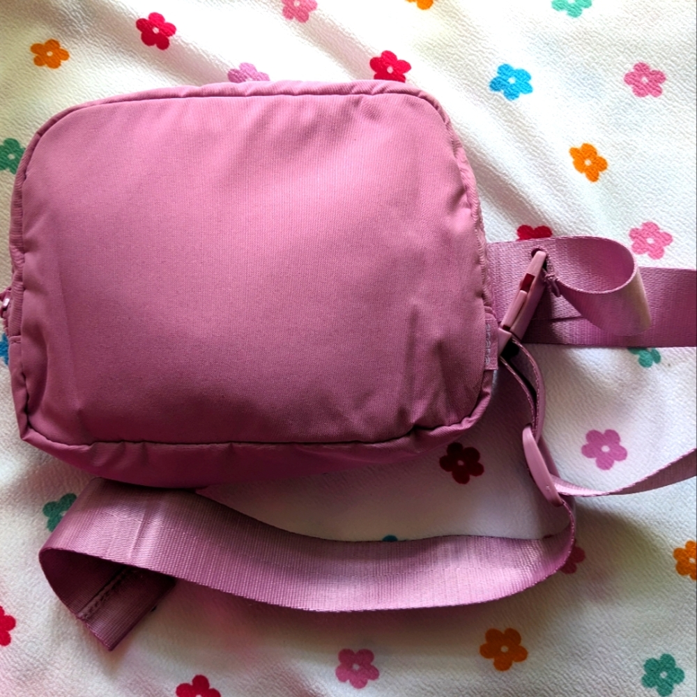 Apana Belt Bag , NWOT